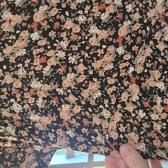 PERFECT FALL DRESS - Picture 3 of 5